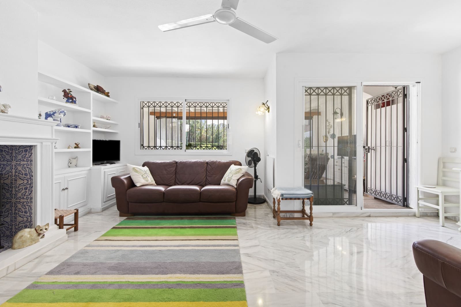 Casa de 3 habitaciones en Estepona en venta con piscina - 695.000 € (Ref: 9524554)