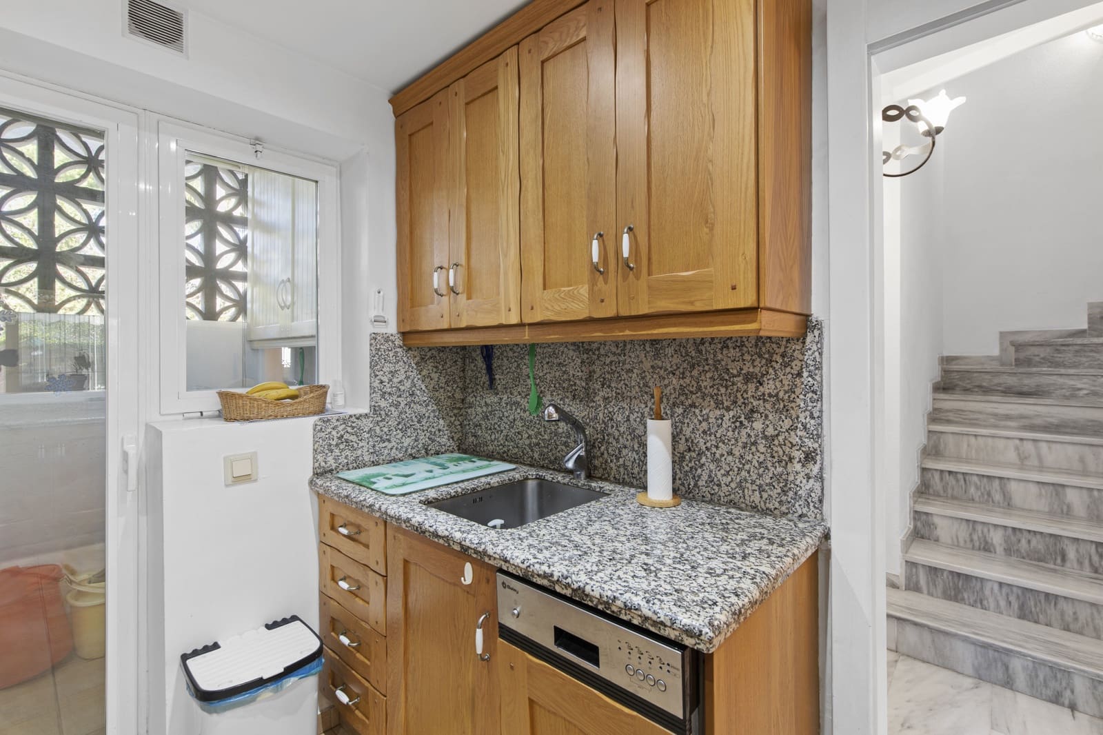 3 soveværelse Byhus til salg i Estepona med swimmingpool - € 665.000 (Ref: 9524554)