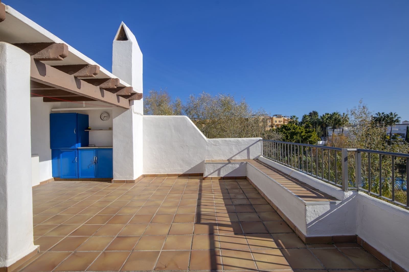 3 soveværelse Byhus til salg i Estepona med swimmingpool - € 665.000 (Ref: 9524554)