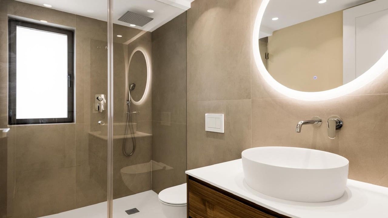 6 soverom Villa til salgs i Guadalmina med svømmebasseng - € 3 250 000 (Ref: 9543912)