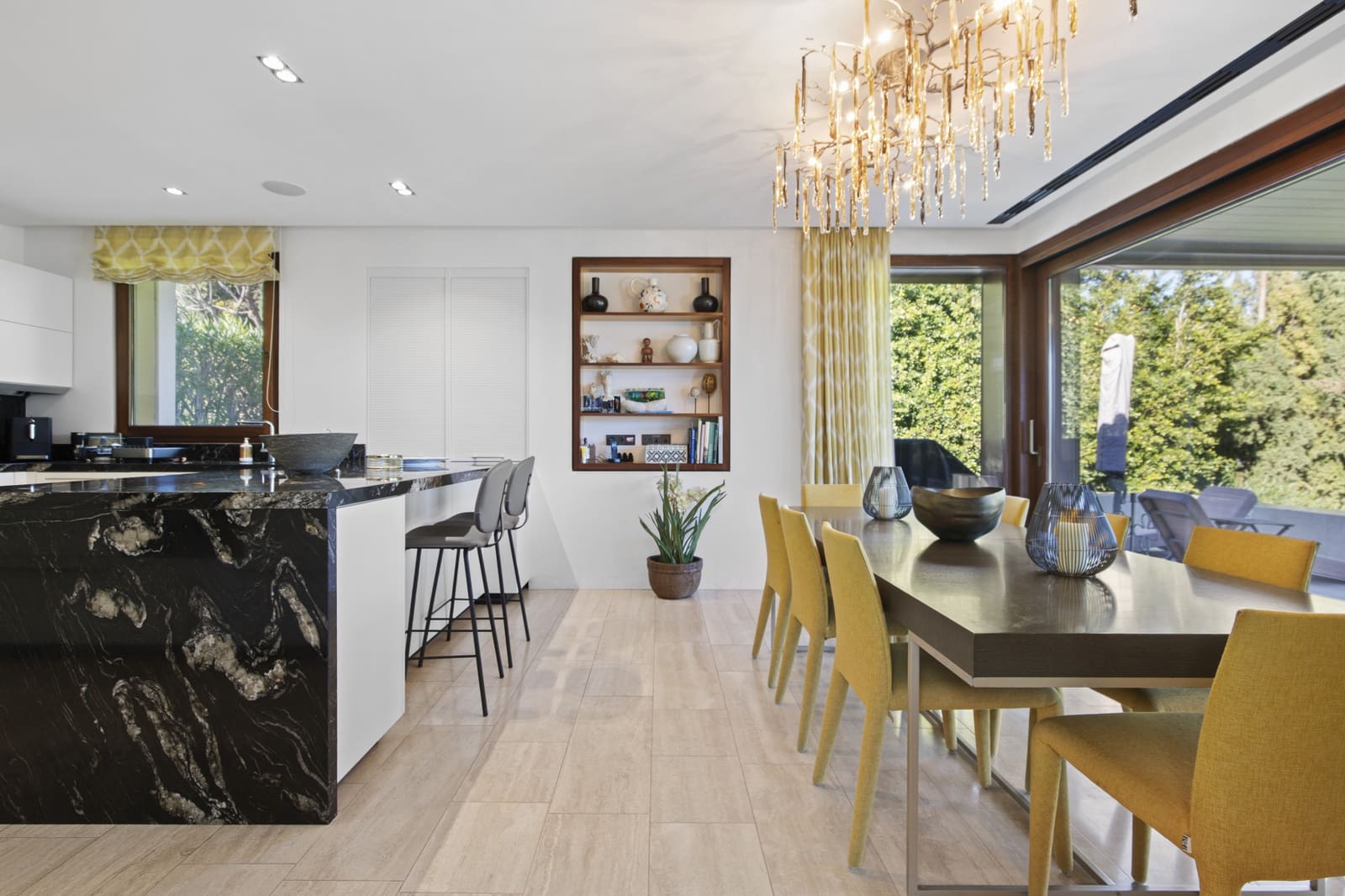 7 bedroom Villa for sale in Guadalmina with pool - € 2,500,000 (Ref: 9608331)