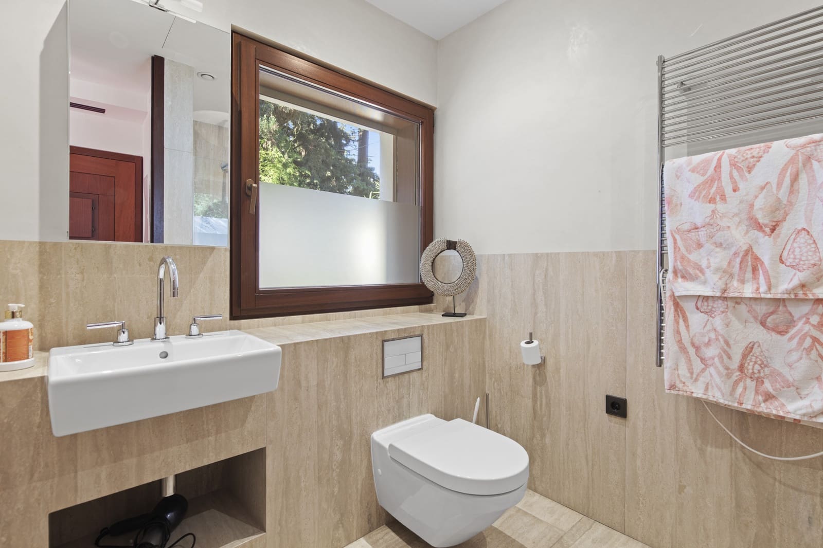 7 bedroom Villa for sale in Guadalmina with pool - € 2,500,000 (Ref: 9608331)