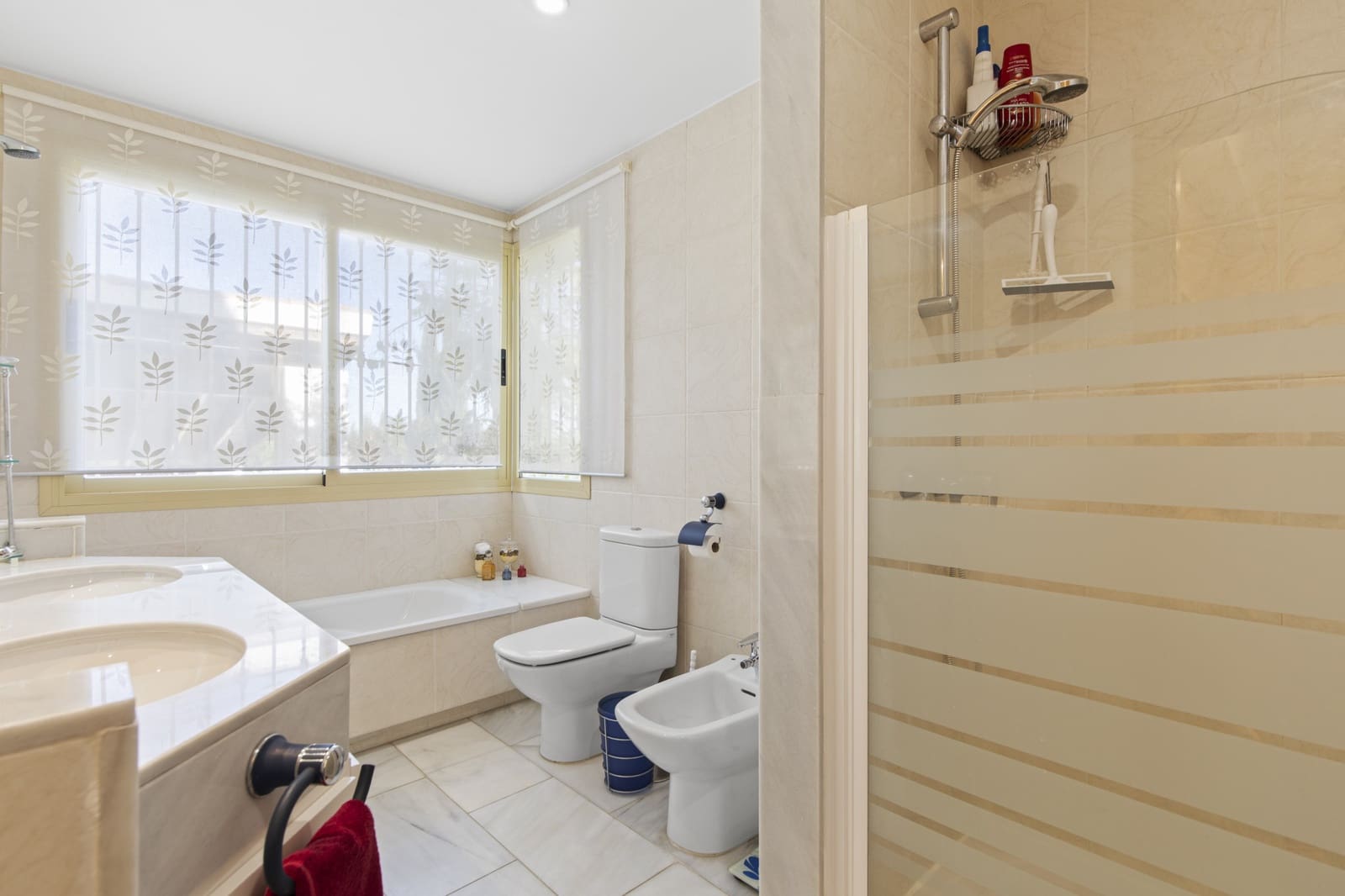 3 slaapkamer Villa te koop in Benahavis met zwembad garage - € 1.295.000 (Ref: 9626047)