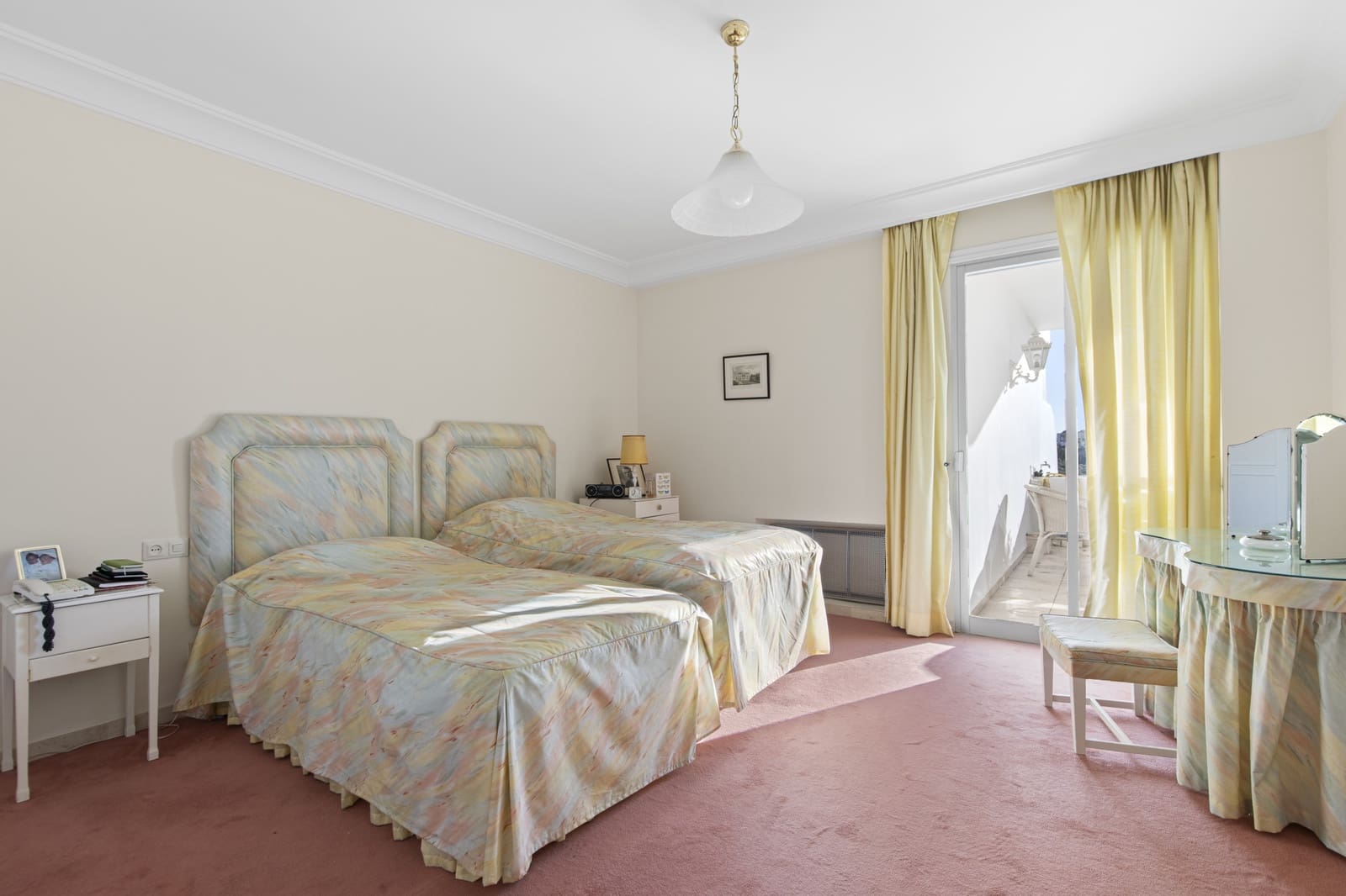 2 soverom Leilighet til salgs i Guadalmina med svømmebasseng garasje - € 530 000 (Ref: 9627901)