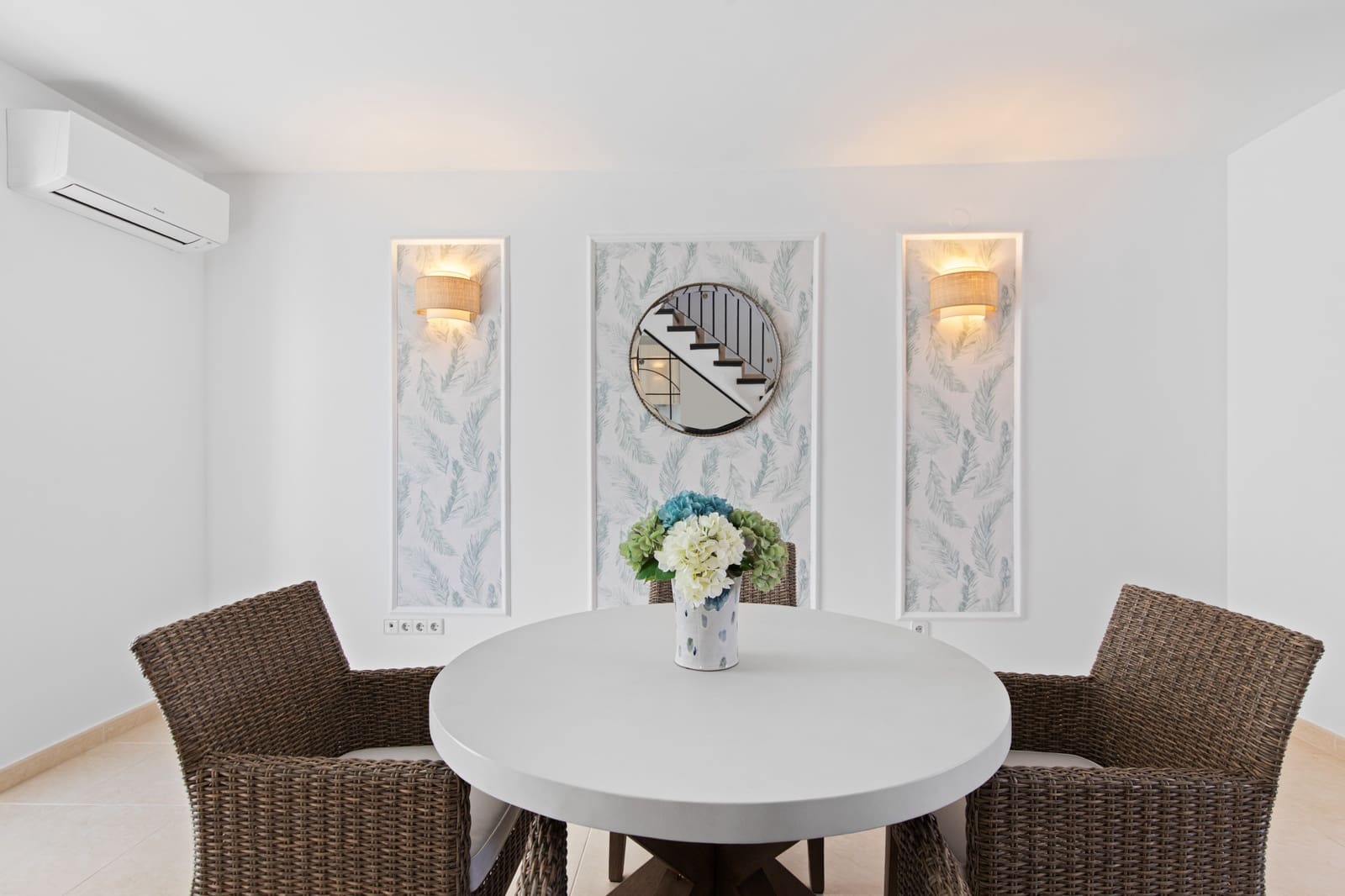 3 makuuhuone Omakotitalo myytävänä paikassa Guadalmina mukana 
autotalli - 799 000 € (Ref: 9645458)