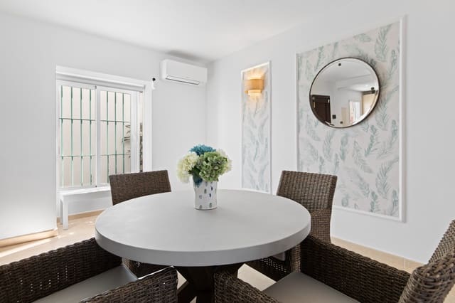 3 soverom Hus til salgs i Guadalmina Alta, Marbella med garasje - € 760 000 (Ref: 9645458)