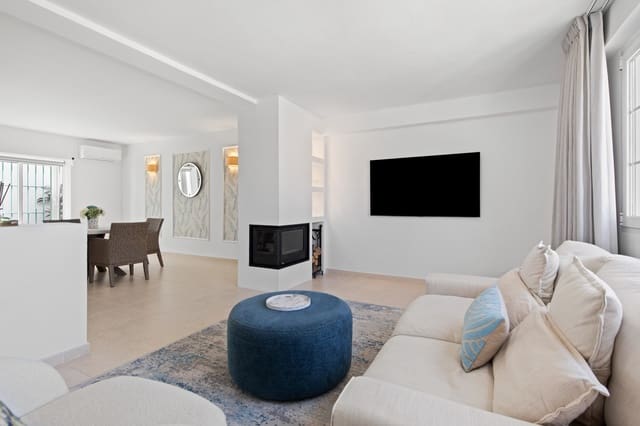 3 soverom Hus til salgs i Guadalmina Alta, Marbella med garasje - € 760 000 (Ref: 9645458)