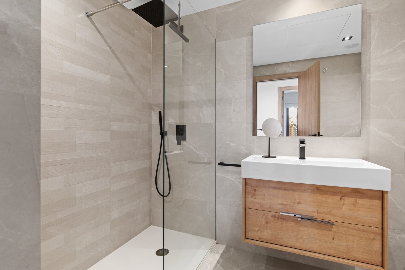 3 sovrum Lägenhet till salu i Istan med pool garage - 795 000 € (Ref: 9659667)