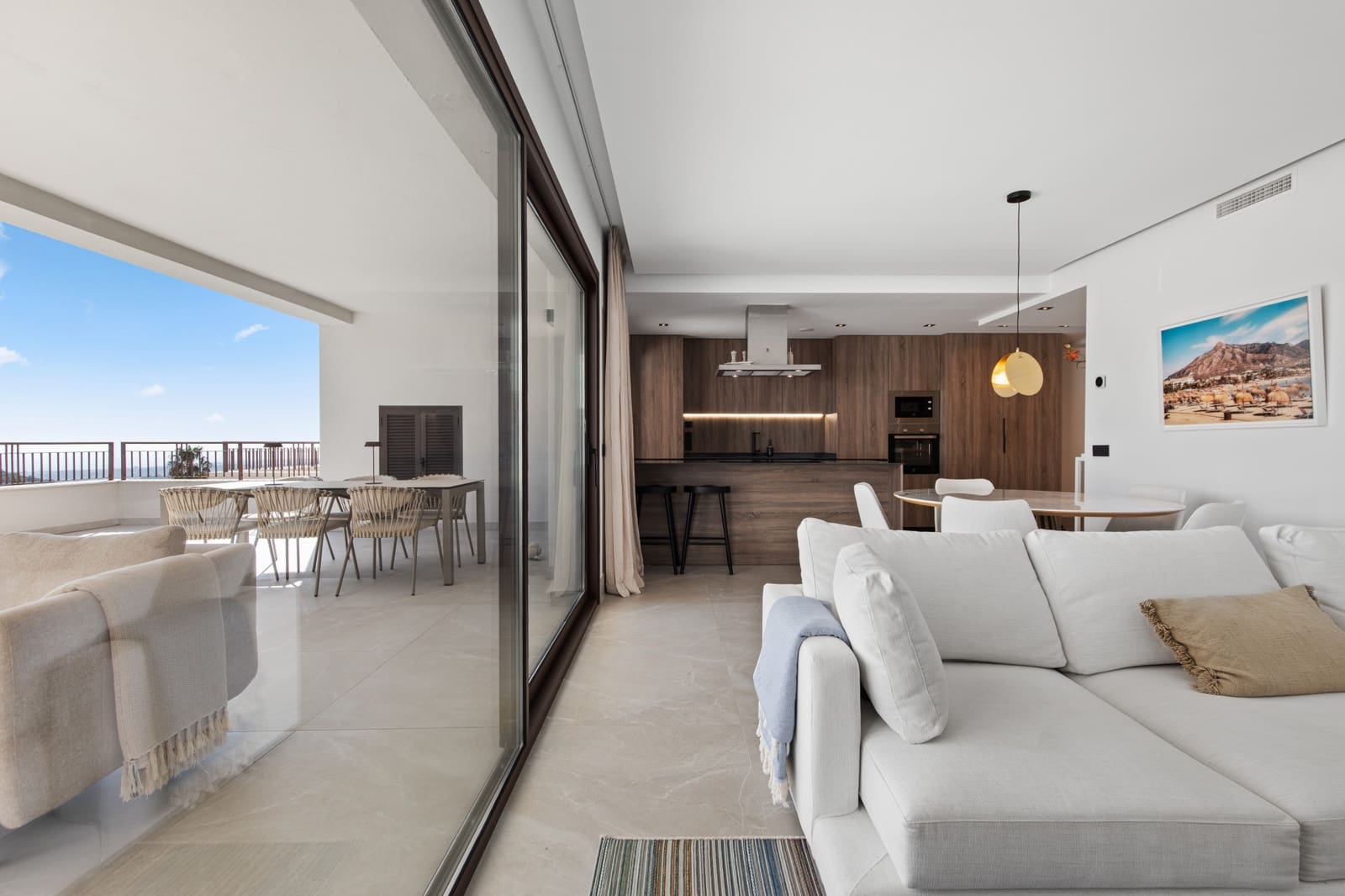 3 quarto Apartamento para venda em Istan com piscina garagem - 695 000 € (Ref: 9659667)