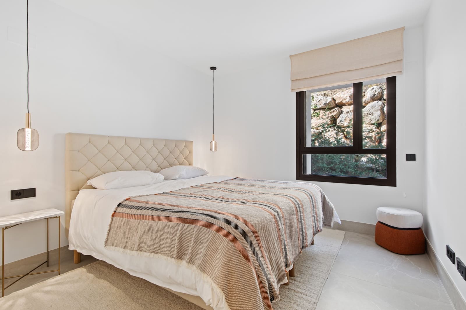 3 quarto Apartamento para venda em Istan com piscina garagem - 695 000 € (Ref: 9659667)