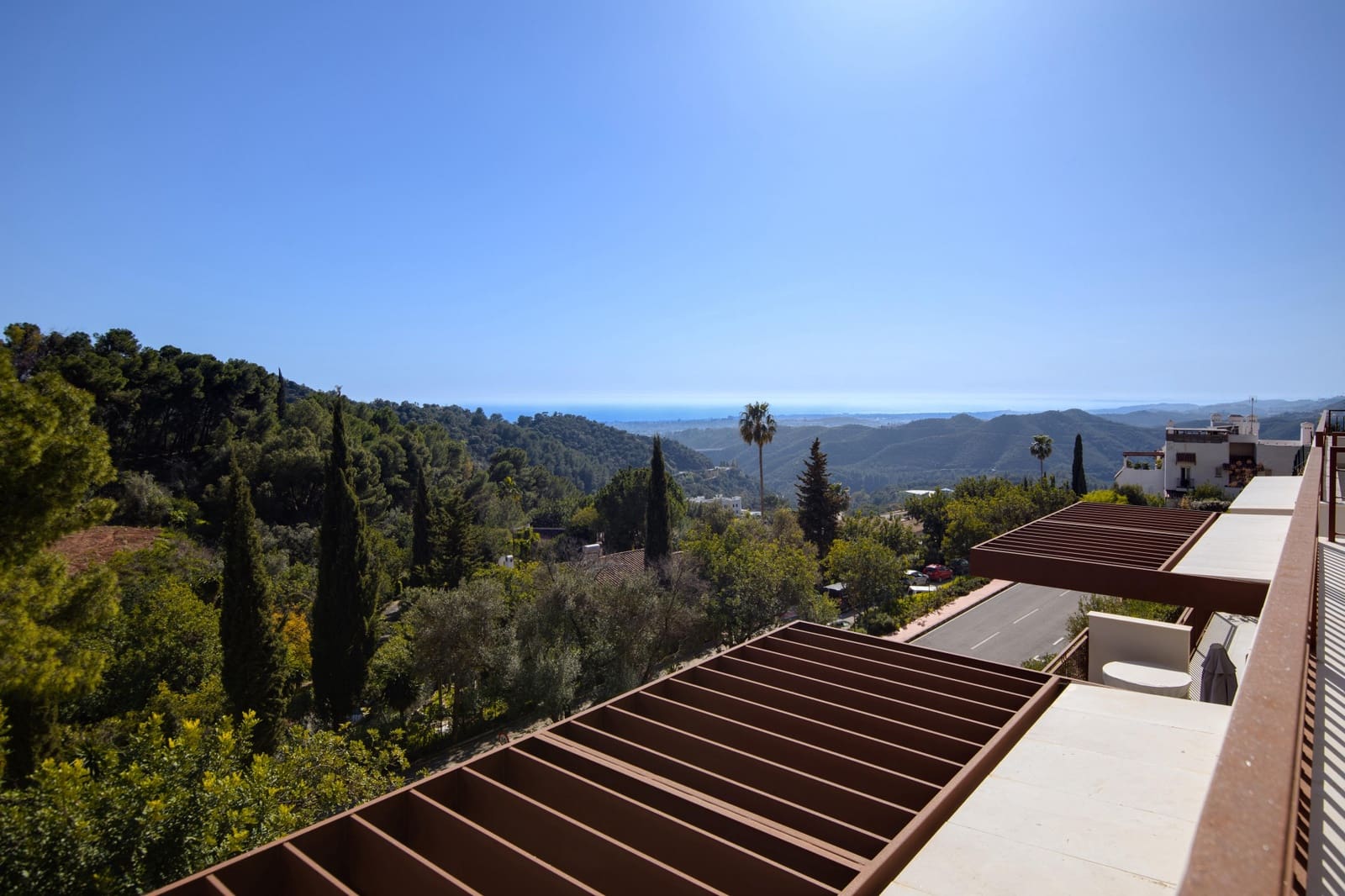 3 quarto Apartamento para venda em Istan com piscina garagem - 695 000 € (Ref: 9659667)
