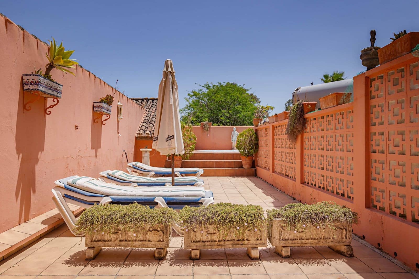 4 bedroom Finca/Country House for sale in Manilva with pool - € 2,995,000 (Ref: 9816185)