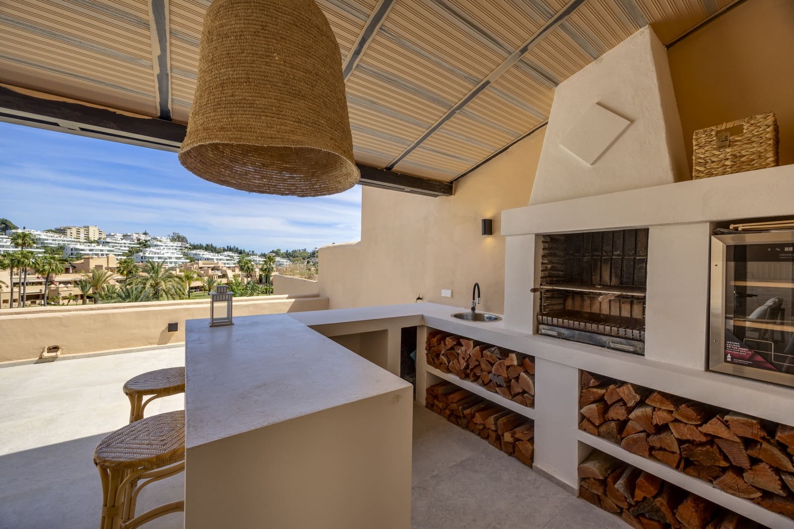 3 bedroom Penthouse for sale in New Golden Mile with pool garage - € 995,000 (Ref: 9825717)