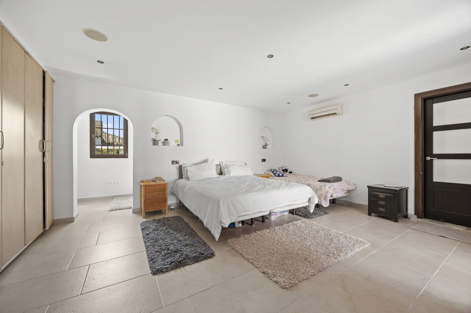 4 bedroom Villa for sale in Bel-Air with pool - € 1,195,000 (Ref: 9873859)