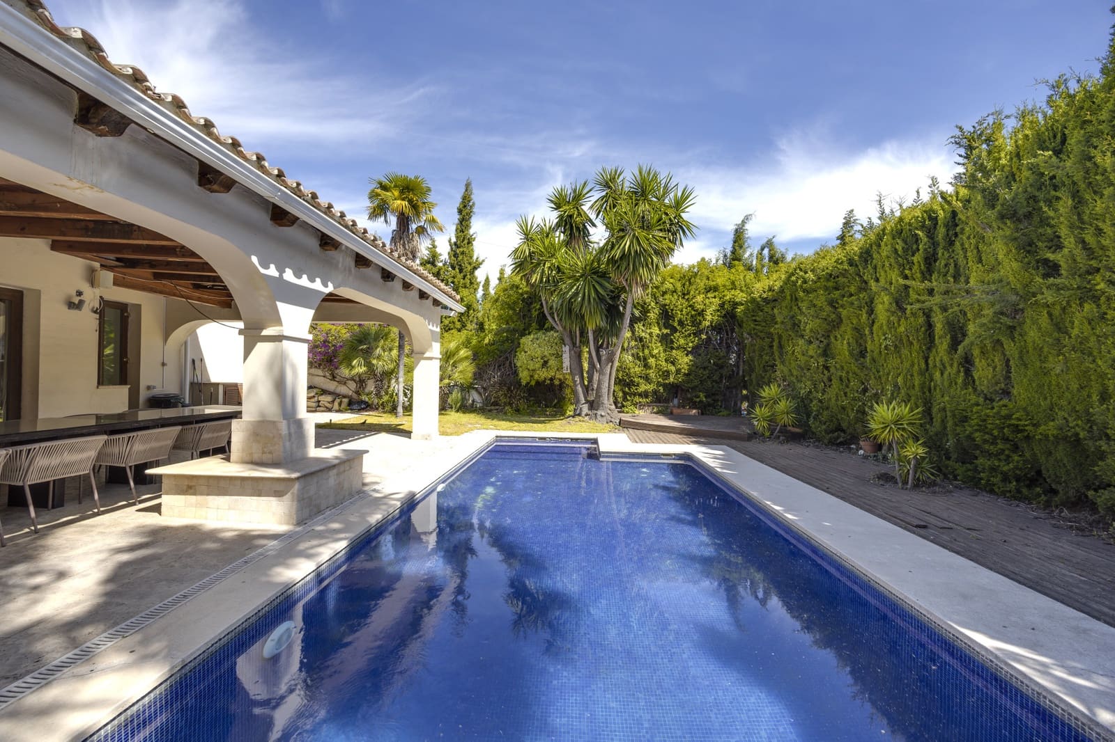4 bedroom Villa for sale in Bel-Air with pool - € 1,195,000 (Ref: 9873859)