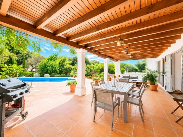 6 makuuhuone Huvila myytävänä paikassa Sotogrande Alto, San Roque mukana uima-altaan 
autotalli - 1 795 000 € (Ref: 9879542)