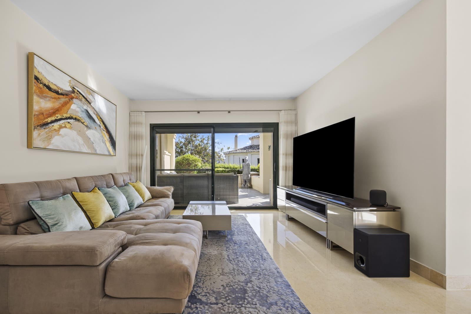 2 quarto Apartamento para venda em Benahavis com piscina garagem - 595 000 € (Ref: 9892701)