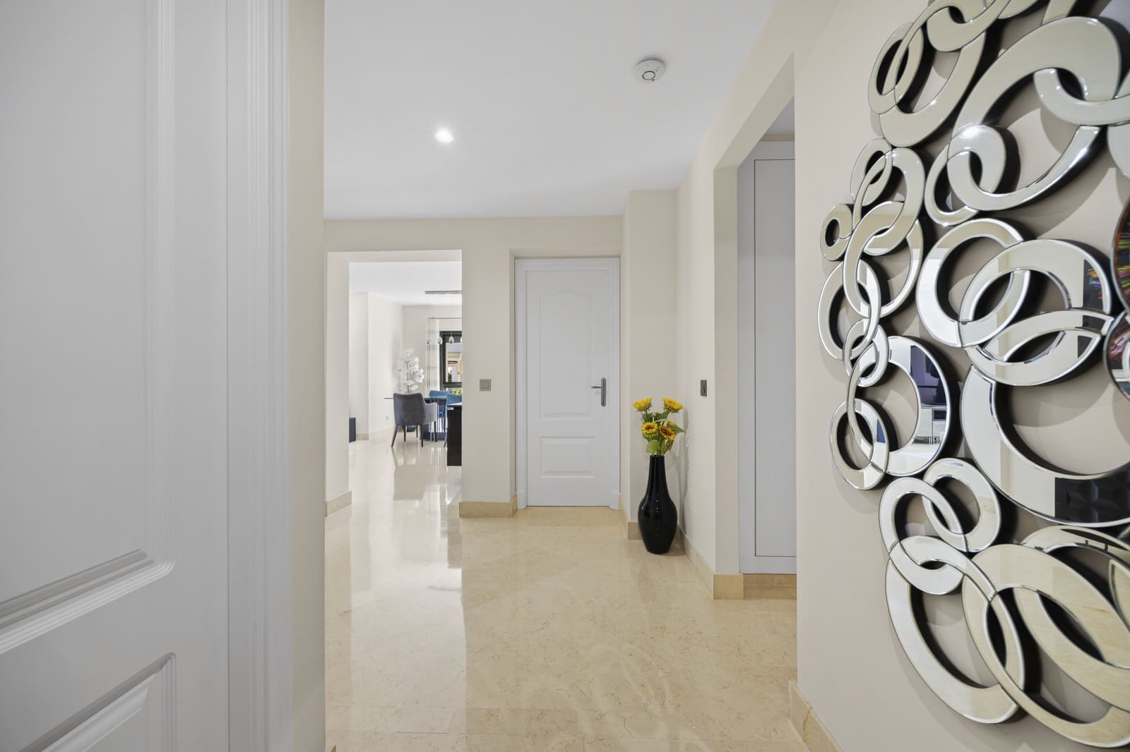 2 quarto Apartamento para venda em Benahavis com piscina garagem - 595 000 € (Ref: 9892701)
