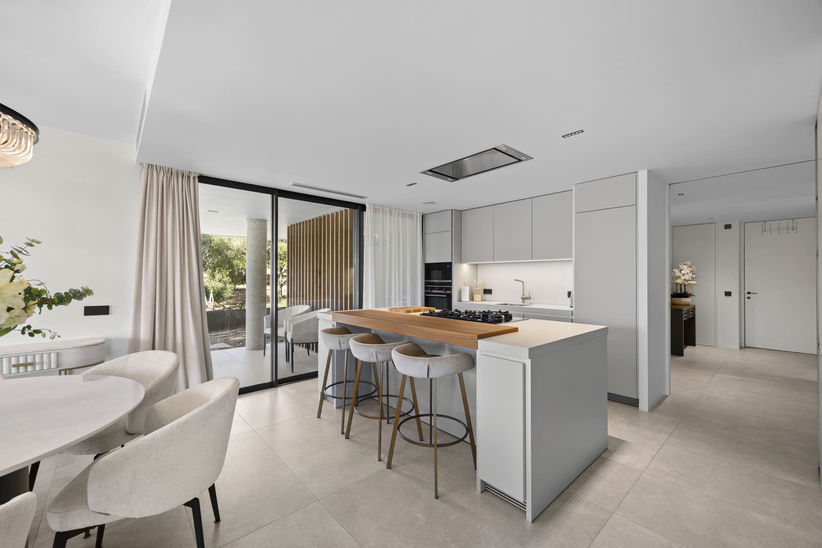 3 soveværelse Lejlighed til salg i Sotogrande med swimmingpool garage - € 1.650.000 (Ref: 9920931)