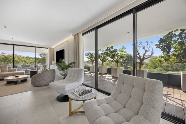 3 soveværelse Lejlighed til salg i Sotogrande, San Roque med swimmingpool garage - € 1.650.000 (Ref: 9920931)