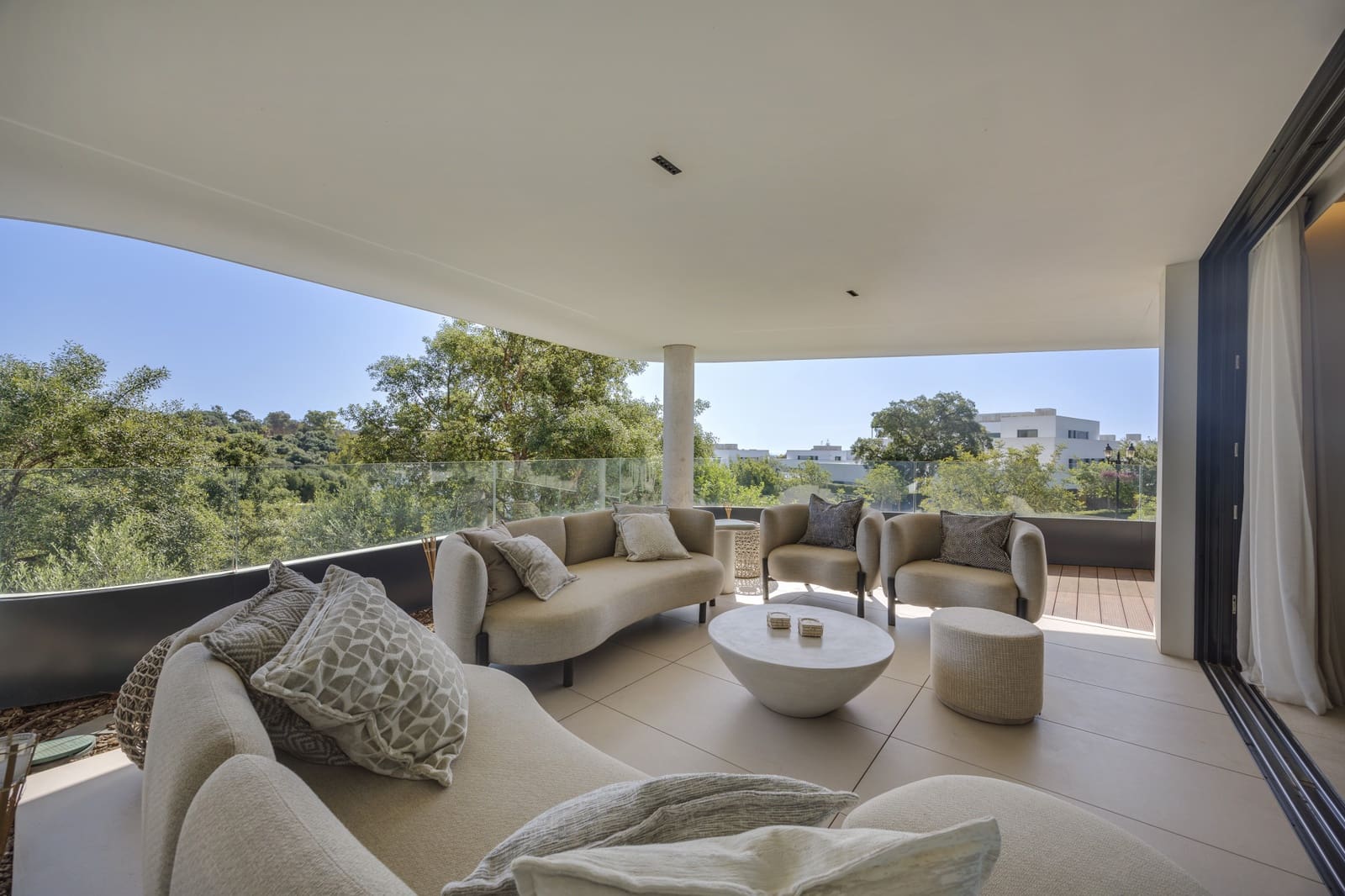 3 soveværelse Lejlighed til salg i Sotogrande med swimmingpool garage - € 1.650.000 (Ref: 9920931)
