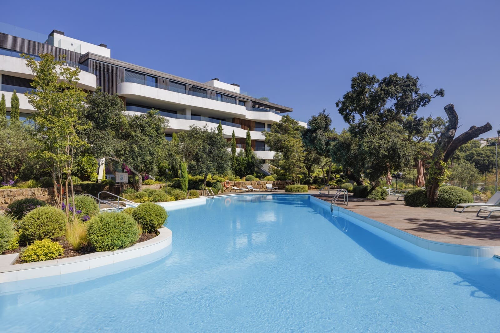 3 soveværelse Lejlighed til salg i Sotogrande med swimmingpool garage - € 1.650.000 (Ref: 9920931)