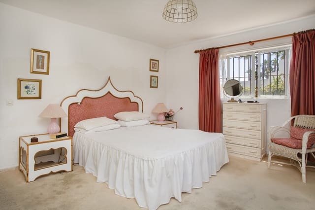 4 camera da letto Villa in vendita in Guadalmina Baja, Marbella con garage - 1.800.000 € (Rif: 9934809)