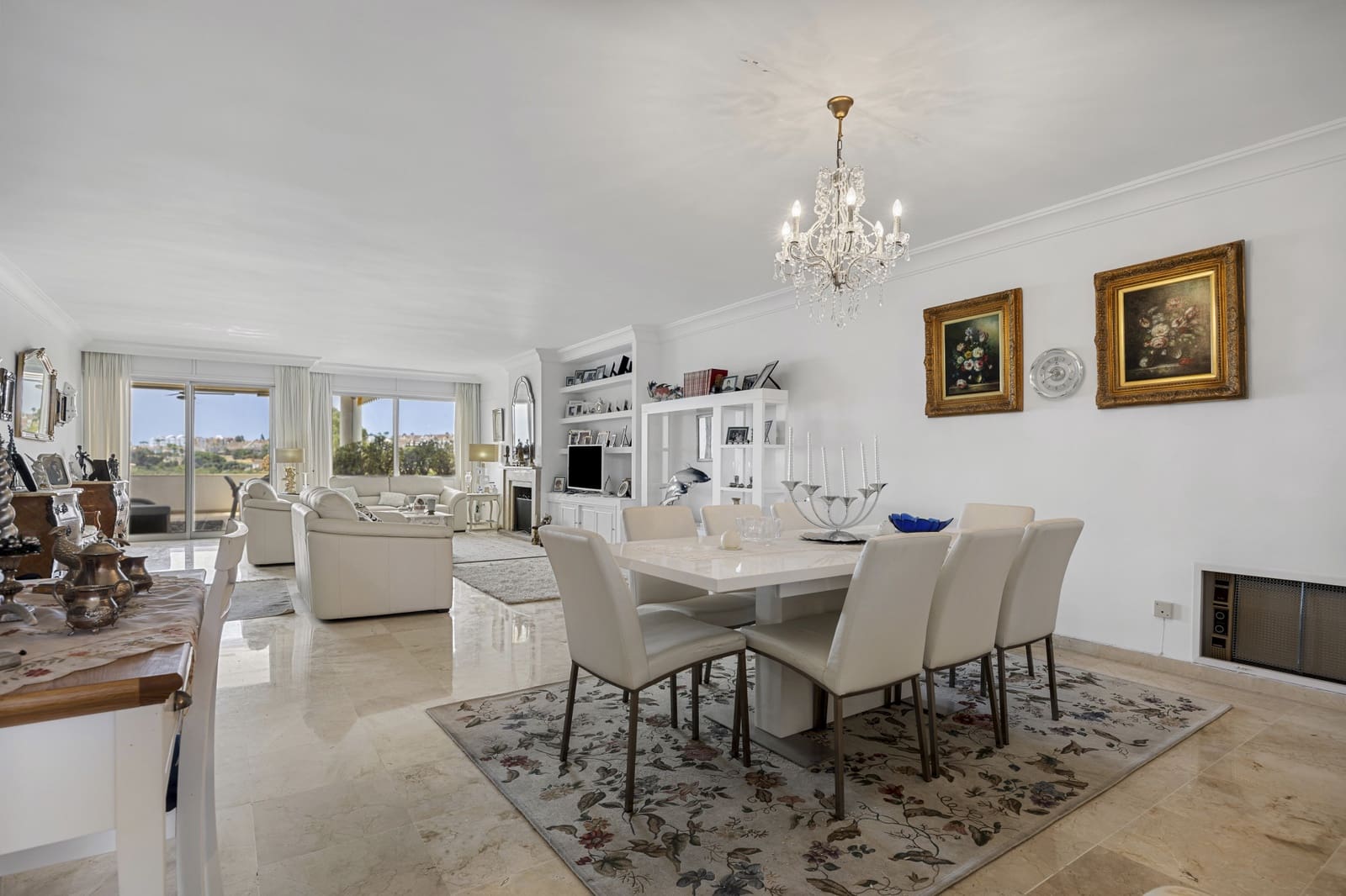 2 bedroom Apartment for sale in Guadalmina with pool garage - € 695,000 (Ref: 9985321)