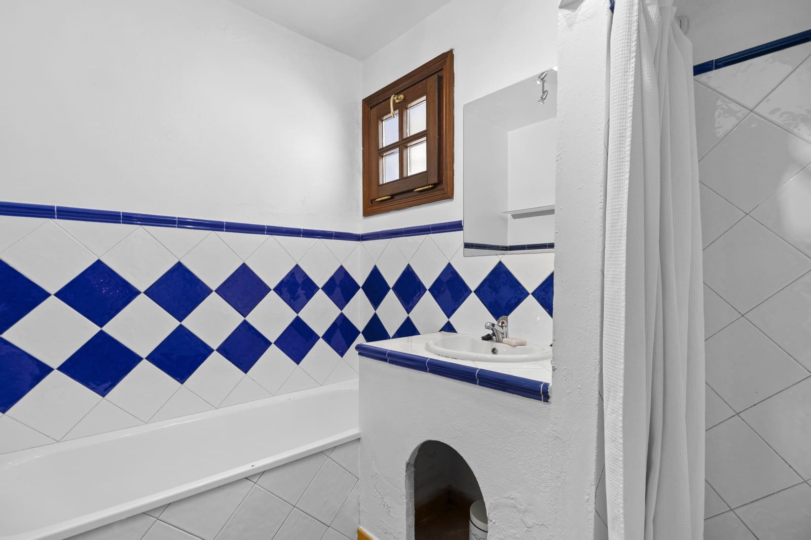 9 slaapkamer Villa te koop in Gaucin met zwembad - € 995.000 (Ref: 9990933)