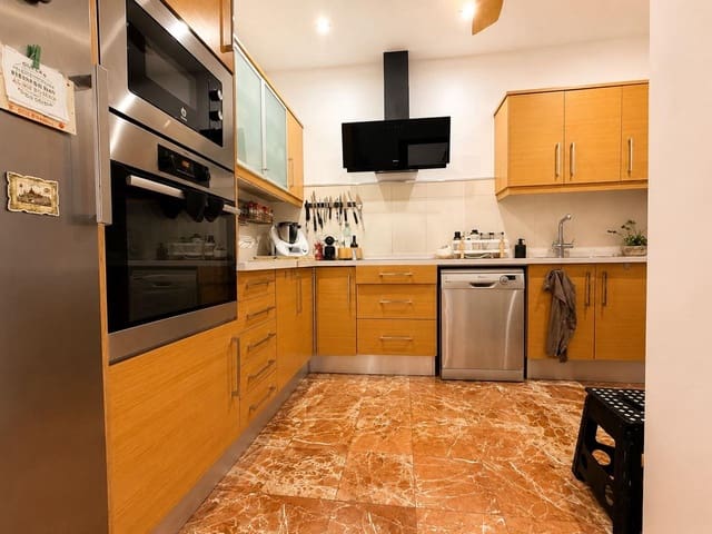 4 soveværelse Lejlighed til salg i Ciutadella, Ciutadella de Menorca - € 582.000 (Ref: 9951053)