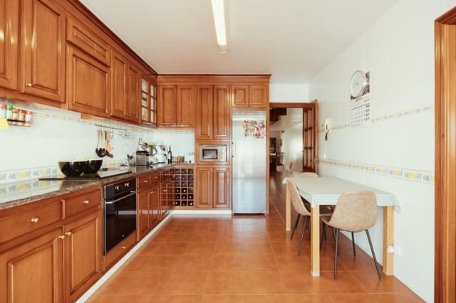 4 makuuhuone Huvila myytävänä paikassa Ferreries - 690 000 € (Ref: 9951056)