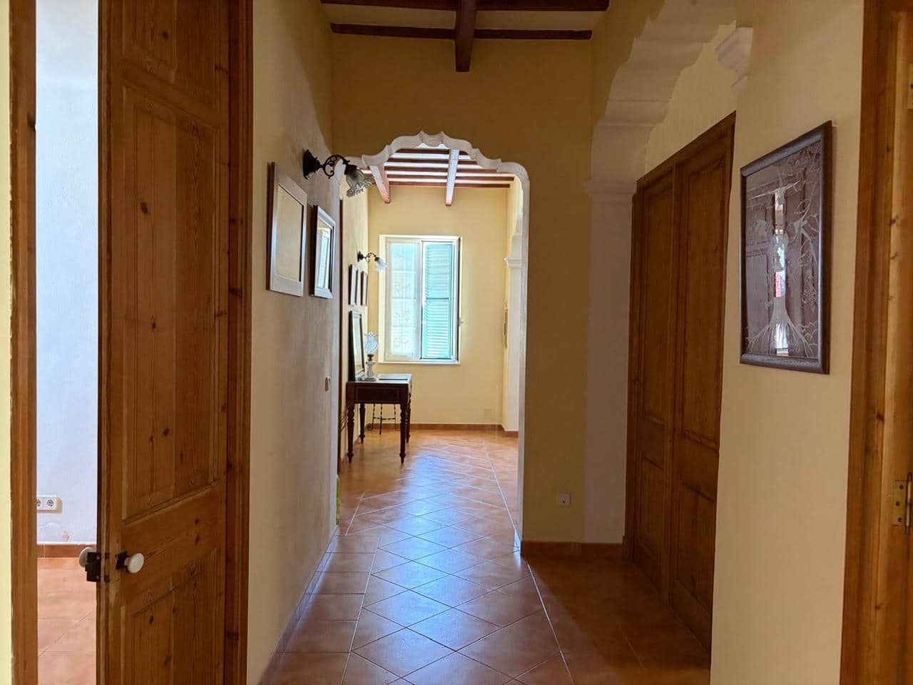 7 soveværelse Villa til salg i Es Castell med garage - € 780.000 (Ref: 9956363)