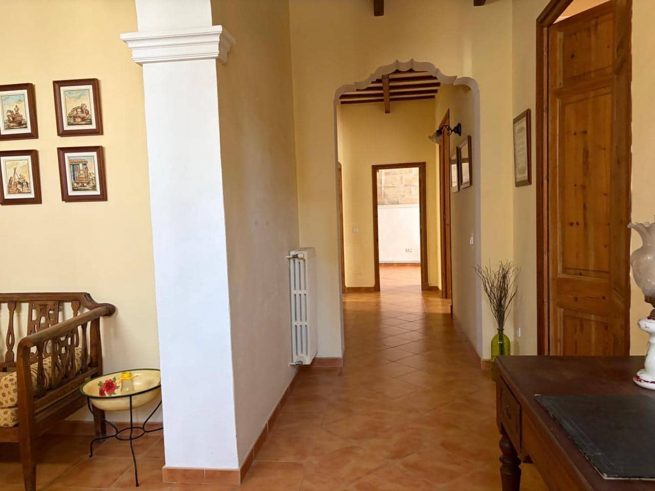 7 soveværelse Villa til salg i Es Castell med garage - € 780.000 (Ref: 9956363)
