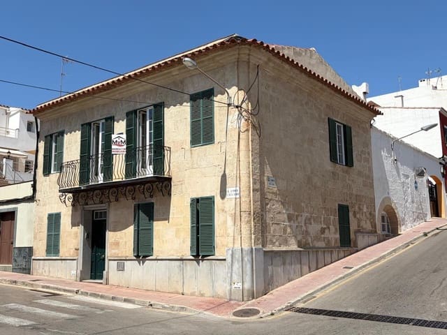 7 sypialnia Willa na sprzedaż w Es Castell z garażem - 780 000 € (Ref: 9956363)