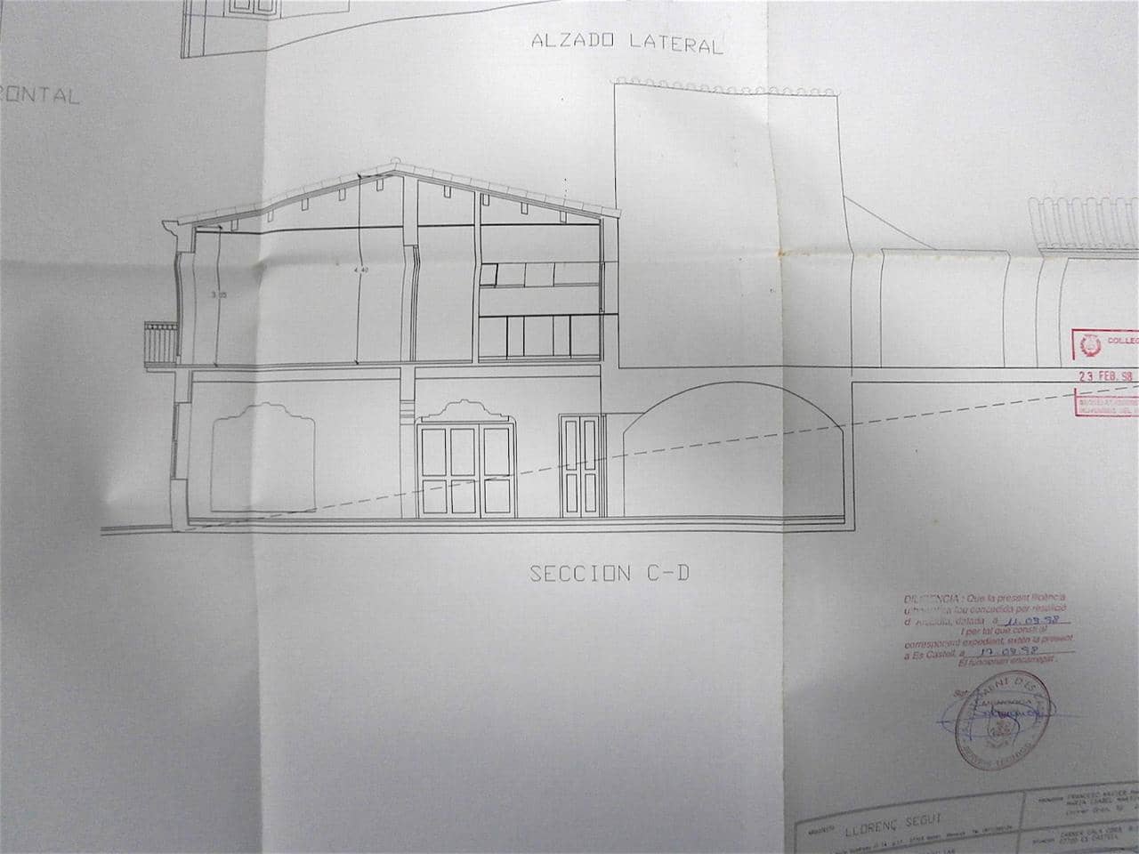 Chalet de 7 habitaciones en Es Castell en venta con garaje - 780.000 € (Ref: 9956363)