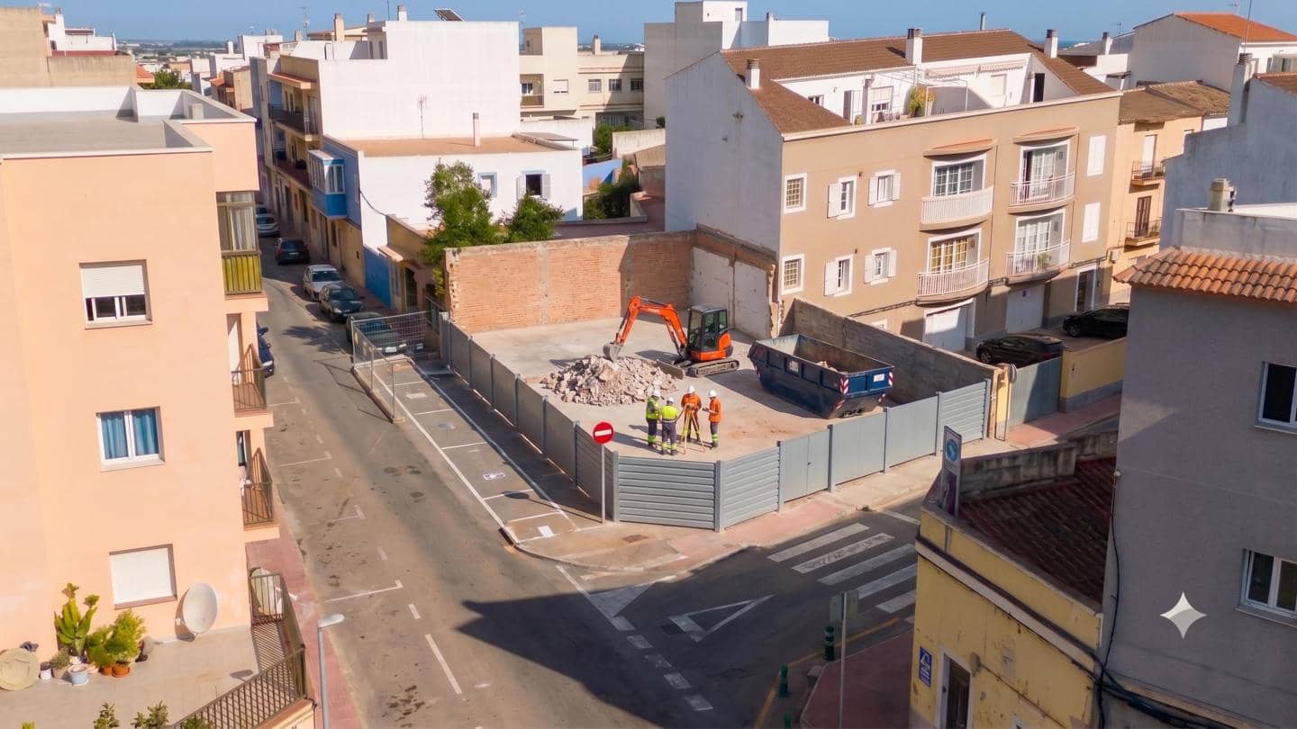 Undeveloped Land for sale in Ciutadella de Menorca - € 355,000 (Ref: 9997912)