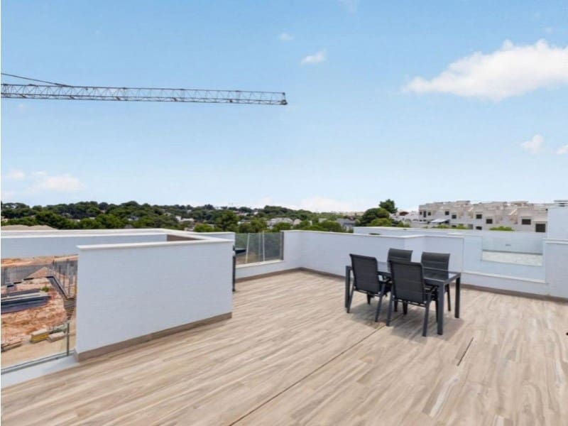 4 slaapkamer Villa te koop in Torrevieja - € 495.000 (Ref: 10005587)