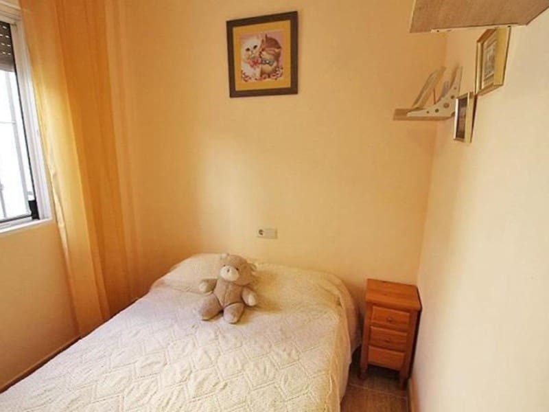 2 bedroom Villa for sale in Guardamar del Segura with pool - € 171,000 (Ref: 10005589)