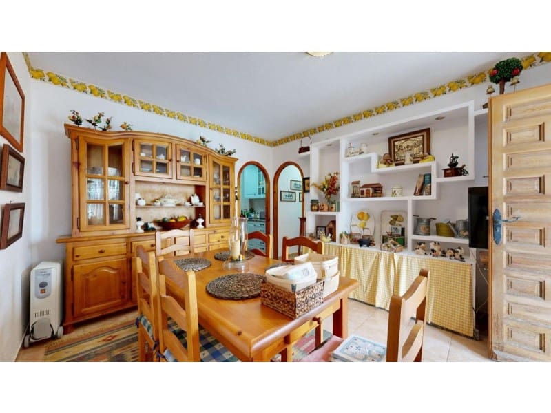 4 camera da letto Villetta Bifamiliare in vendita in Los Alcazares - 199.900 € (Rif: 10005601)