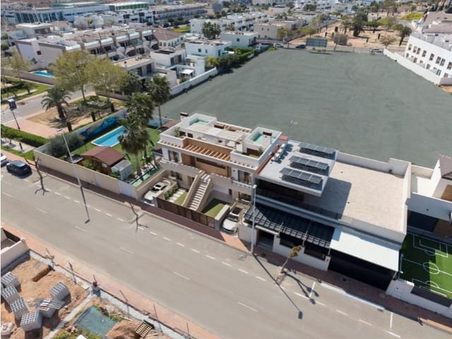2 chambre Bungalow à vendre à Lo Pagan, San Pedro del Pinatar avec piscine - 299 900 € (Ref: 10005602)