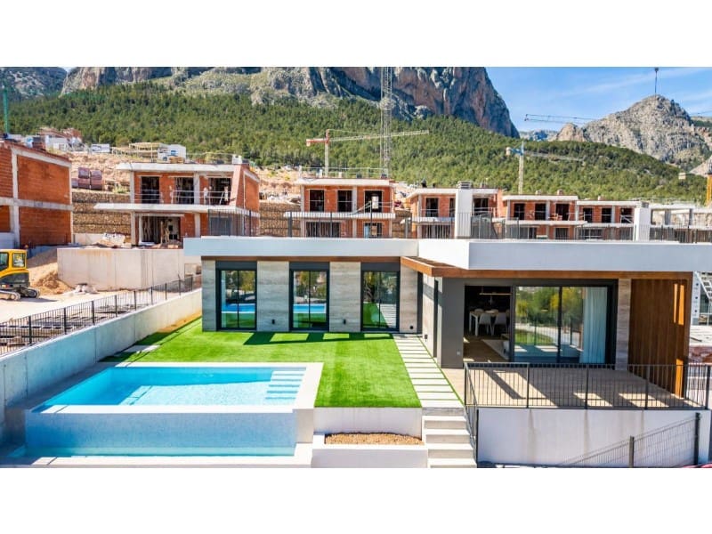 3 soverom Villa til salgs i La Nucia med svømmebasseng - € 528 700 (Ref: 10006636)