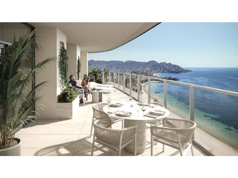 2 bedroom Apartment for sale in Benidorm with pool - € 699,000 (Ref: 10006659)