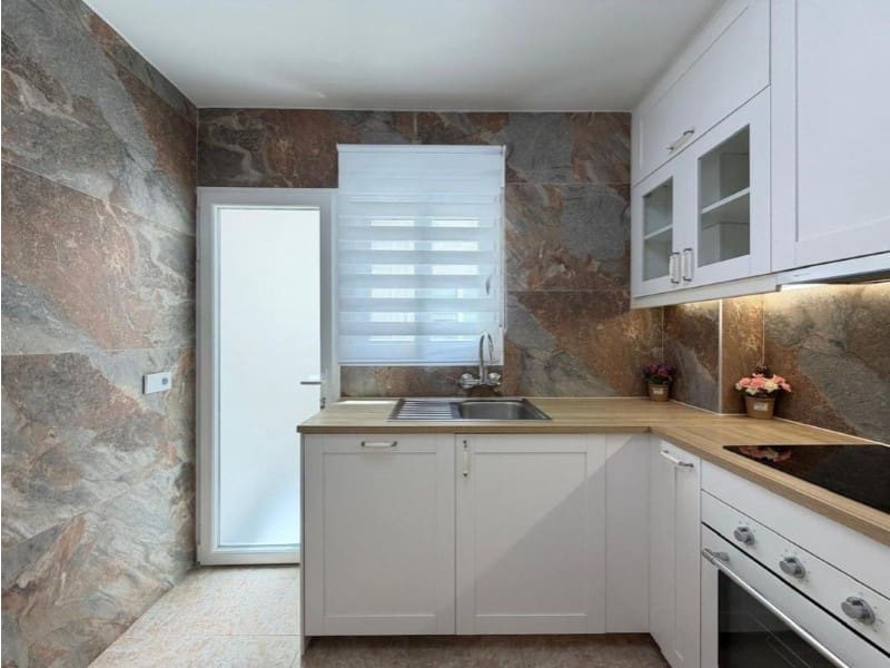 3 slaapkamer Appartement te koop in Torrevieja - € 269.900 (Ref: 10011425)