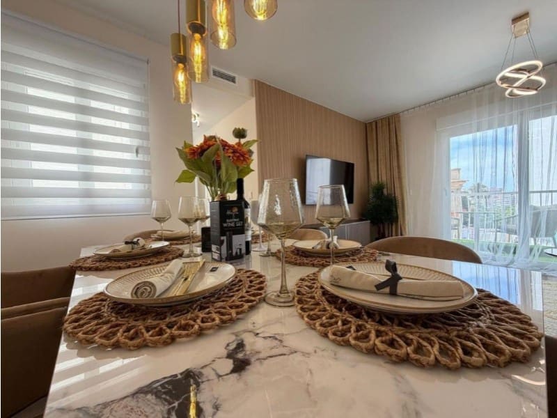 3 slaapkamer Appartement te koop in Torrevieja - € 269.900 (Ref: 10011425)