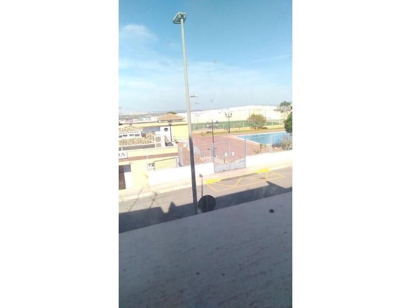 Apartamento de 3 habitaciones en San Miguel de Salinas en venta - 143.000 € (Ref: 10011427)