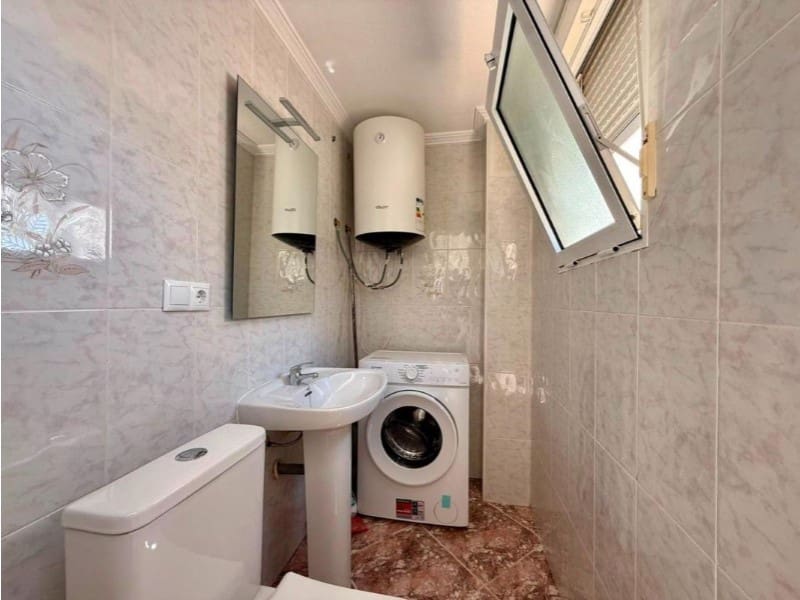 2 sovrum Lägenhet till salu i Torrevieja - 159 900 € (Ref: 10011428)