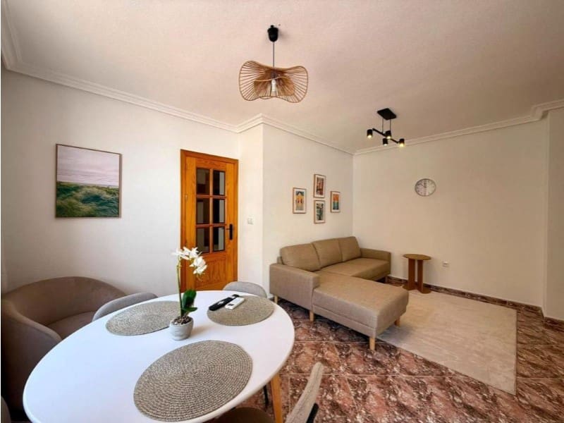 2 sovrum Lägenhet till salu i Torrevieja - 159 900 € (Ref: 10011428)
