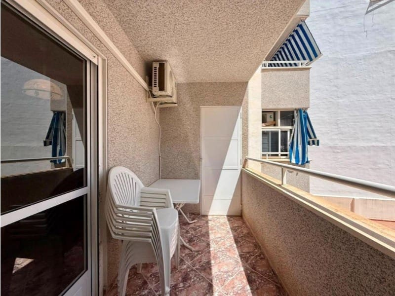 2 sovrum Lägenhet till salu i Torrevieja - 159 900 € (Ref: 10011428)