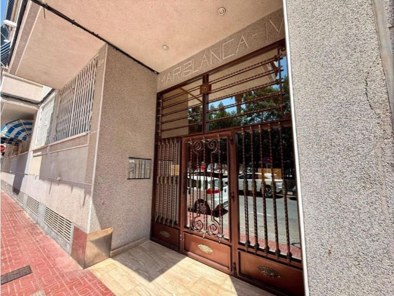 2 sovrum Lägenhet till salu i Torrevieja - 159 900 € (Ref: 10011428)