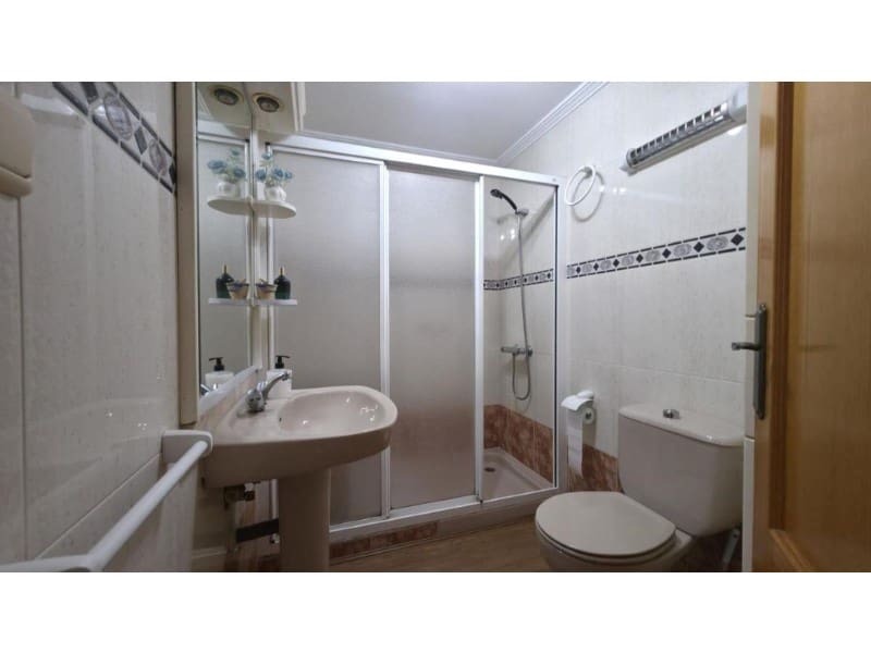 3 bedroom Apartment for sale in Torrevieja - € 240,000 (Ref: 10011429)